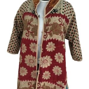 Topper- deep red. Size M. Reversible. Upcycled.